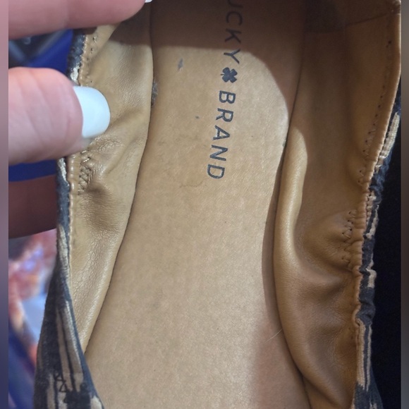 Lucky Brand Women's Navy and Cream Ballet Slip-ons - Picture 12 of 12